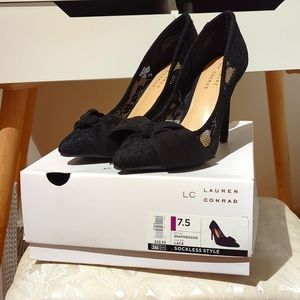 Lauren Conrad Black Lace Pumps Heels Size 7.5 Never Worn